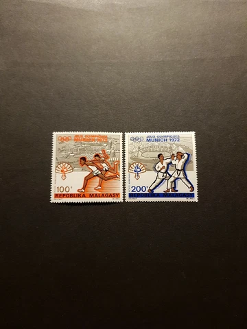 Madagascar Games Olympic Posts Aerial Pa N°119/120 New Mlh 1972 Cover