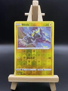 Juego de cartas coleccionables Pokémon Blitzle Vivid Voltage 053/185 holograma inverso común casi como nuevo - Imagen 1 de 2