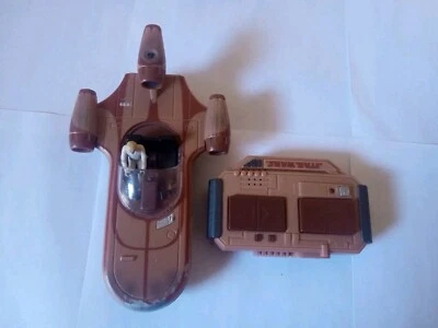 Star Wars Hot Wheels The Black Series Luke Skywalker X-34 Landspeeder and Figure - Image 1 of 4