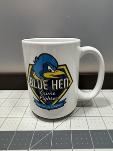 Blaue Henne Tasse Delaware University Verbrechensbekämpfer nicht auf meinem Campus bemalt Keramik - Bild 1 von 10