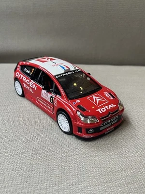 Burago Citroën C4 1:32 Diecast Metal Collectible Car - Image 1 of 4