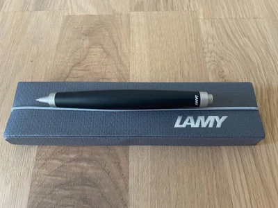 Neuwertiger LAMY scribble Kugelschreiber M285 in wertiger Kartonbox ohne Gravur - Bild 1 von 4