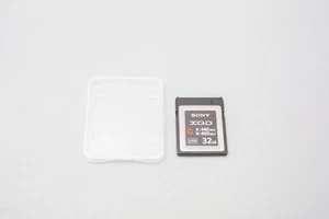 Sony 32GB XQD Memory Card G, 32 GB, R: 440MB/s W: 400MB/s - Picture 1 of 3