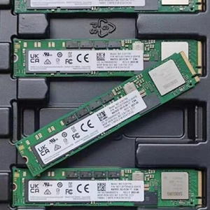 1.88T SSD Samsung PM983 MZ-1LB1T90 PCIe Gen4x4 NVMe M.2 22110 Solid State Drive - Afbeelding 1 van 3