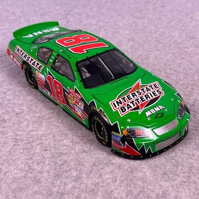 Bobby Labonte #18 Muppets 25th 2002 Pontiac 1:24 Action NASCAR Diecast - Image 1 of 4
