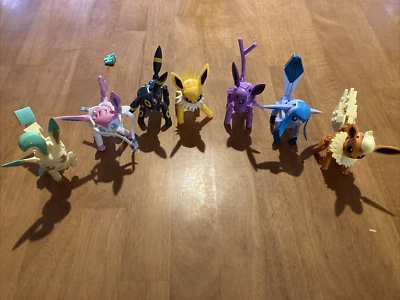 Mega Construx Pokemon Eevee Evolution  6 Set: Glaceon, Sylveon, Jolteon, Umbreon - Image 1 of 4