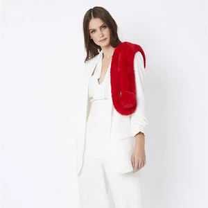 JAYLEY Red Faux Fur Scarf NEW - Picture 1 of 5