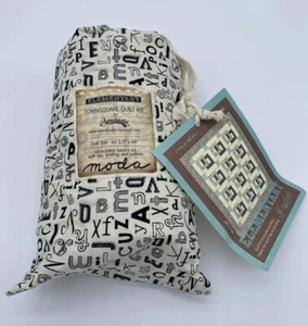 Moda Townsquare Elementary Quilt Kit von Sweetwater 60,5 x 68" #KIT5560 NEU - Bild 1 von 7
