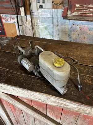 HYDROBOOST UNIT 2001 2002 DODGE RAM 2500/3500 5.9L CUMMINS 52010300AA - Imagem 1 de 4