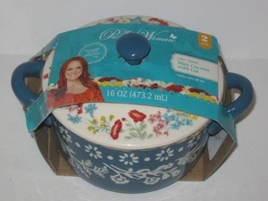 Pioneer Frau ausgefallene blumige Mini-Cocotte mit Deckel 16 Unzen 4,5 Zoll Durchmesser NEU - Bild 1 von 5
