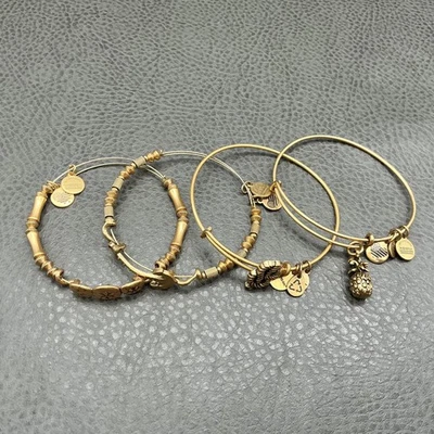 Lote de 4 Pulseras Brazalete Alex And Ani Tono Dorado Dije Piña Ancla Nudo Foto 1 de 4