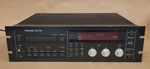 TASCAM DA-30 Profesional Digital Audio Tape Deck DAT Recorder (READ) - Picture 1 of 5
