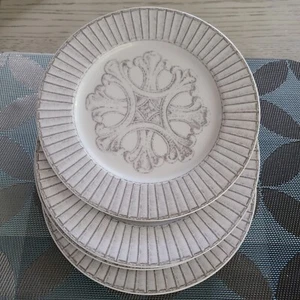  Pottery Barn set (4) salad/Dessert Serving plates 8.25" White/Grey New - Picture 1 of 7