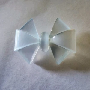 Vintage Lucite Bow Tie Opaline color handmade OOAK - Picture 1 of 2