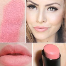 Wet n Wild Matte Lipstick JUST PEACHY