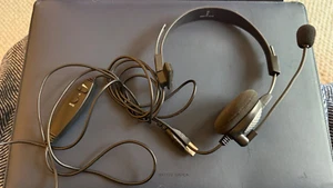 Andrea NC-181VM Mono Headset with on cable volume control and mute - Picture 1 of 8