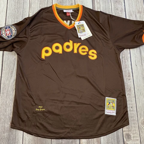 Mitchell & Ness Cooperstown San Diego Padres 1982 Tony Gwynn Brown Jersey XL Cover