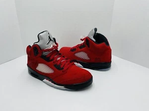 Nike Air Jordan 5 Retro Mid Raging Bull taille 9,5 DD0587-600 rouge noir argent - Photo 1/10