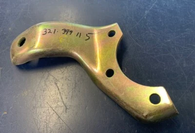  Volkswagen Passat Dasher Audi Fox 4000 80 90 Avant Rear Shift Bracket 321399115 - Image 1 of 4