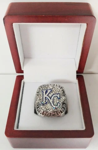 2014 Kansas City Royals SALVADOR PEREZ Championship Ring & Display Box Cover