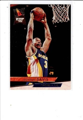1993-94 Fleer Ultra Antonio Davis - Indiana Pacers - Image 1 of 2