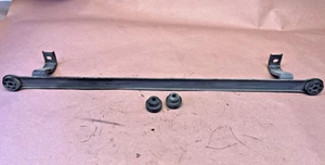 95 Acura Integra AC Condenser Mounting Bracket Rubber Mount Bushing Frame 94-01 - Picture 1 of 8
