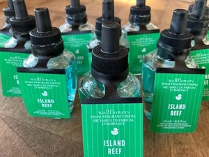 10 ISLAND REEF Wallflowers Bulb Refill BULBS Bath and & Body Works - Picture 1 of 2