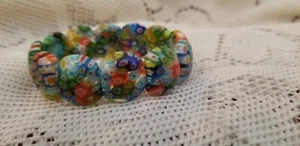 VINTAGE MCM Murano Art Vetro Millefiori Pannello Multicolore Braccialetto Stretch - Foto 1 di 8