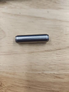 Yamaha GUIDE, INTAKE VALVE 69J-11133-10-00 OEM NEW - Bild 1 von 3