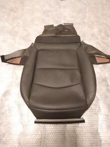 OEM CHEVROLET EQUINOX GM FRONT CUSHION PASSENGER SEAT LEATHER - Picture 1 of 3