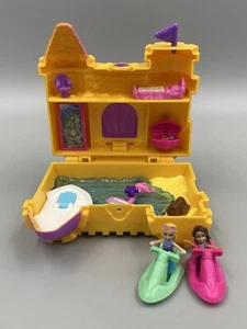 2018 MATTEL POLLY POCKET SURF & SAND ADVENTURE SET W/ 2 Figures & Jet Skis - Picture 1 of 15