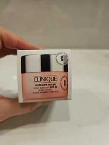 Clinique Moisture Surge Broad Spectrum SPF 28 Sheer Hydrator Moisturizer, 1.0 oz - Picture 1 of 5