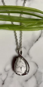 White Howlite Swirl Pendant Silver Plated Necklace Gemstone Crystal Healing - Picture 1 of 3