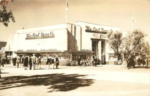 RPPC Owl Drug Store Treasure Island Golden Gate Expo Art Deco Architecture - Picture 1 of 2