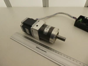 Nanotec Schrittmotor ST6018K2008-A mit Getriebe 1:32 (21-6-18-1) - Bild 1 von 7