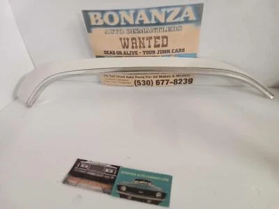 Tapilar trasero lado derecho () blanco/con cubierta cromada BMW 325E 85 no.51131906534 Foto 1 de 4