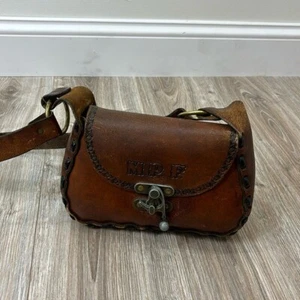 Vintage brown leather MPF BOHO HAND TOOLED PRINTED PURSE WITH HOOK CLOSURE - Picture 1 of 8