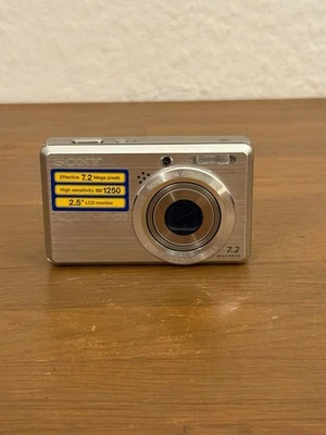 Sony Cybershot DSC-S750 Digitalkamera 7,2 MP Silber | Kompakt funktioniert - Bild 1 von 4