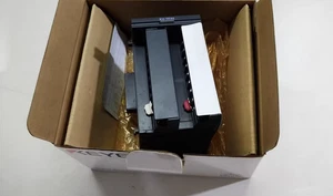 Nuevo en caja Módulo de Control de Temperatura Keyence KV-TF40 - Imagen 1 de 6