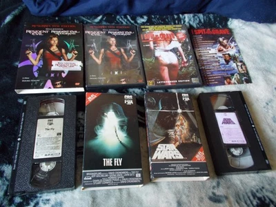 3 DVD & 2 VHS: Star Wars 1977 1984, The Fly 1986, Spit on Grave, Resident Evil 2 - Image 1 of 4