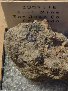 Gepflegtes TL Zunyit Exemplar - Bild 1 von 2