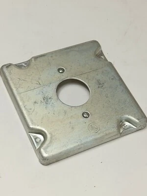 APPLETON 8494 RECEPTACLE COVER (NOS) - Image 1 of 4