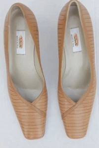 Talbots Shoes Sz 10 Beige Leather Finola Vero Cuio Italian Made Pumps Heels NEW - Picture 1 of 8