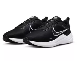 NUEVO Nike Downshifter 12 Mujer Zapato Atlético Talla 10 Ancho Negro - Imagen 1 de 8