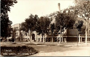 HURON SOUTH DAKOTA HIGH SCHOOL OLD REAL PHOTO POSTCARD - Picture 1 of 2