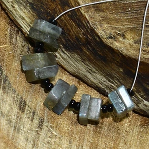 Joyería de piedras preciosas sueltas naturales briolette cuentas cuadradas planas lisas de labradorita - Imagen 1 de 3