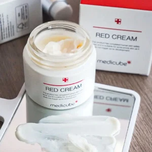 Medicube Red Cream 2.0, Hidratante, Cosméticos Coreanos, Kbeauty, muestra - Imagen 1 de 2