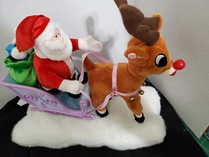 Gemmy Rudolph La Renna dal Naso Rosso Babbo Natale e Slitta Decorazione Natalizia Animata  - Foto 1 di 4