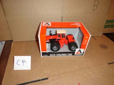 1/32 allis chalmers 7580 toy tractor - Image 1 of 3