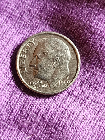 1990 P Roosevelt Dime Error Coin. Plus, blobs (see pictures for details) Cover